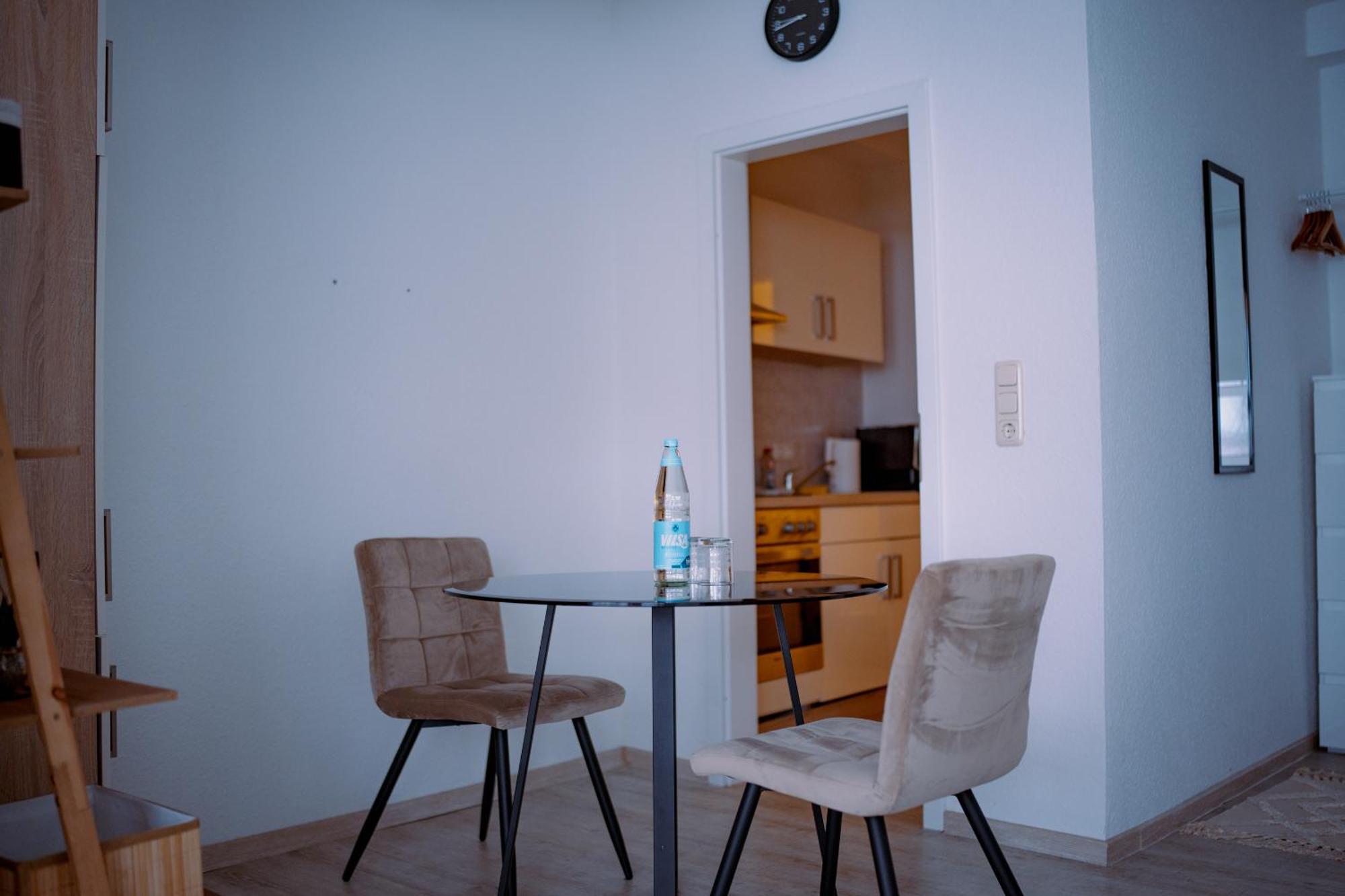 Schoenes Apartment In Der Altstadt , Kostenlose Parkplaetze In Der Naehe Emden Exterior photo